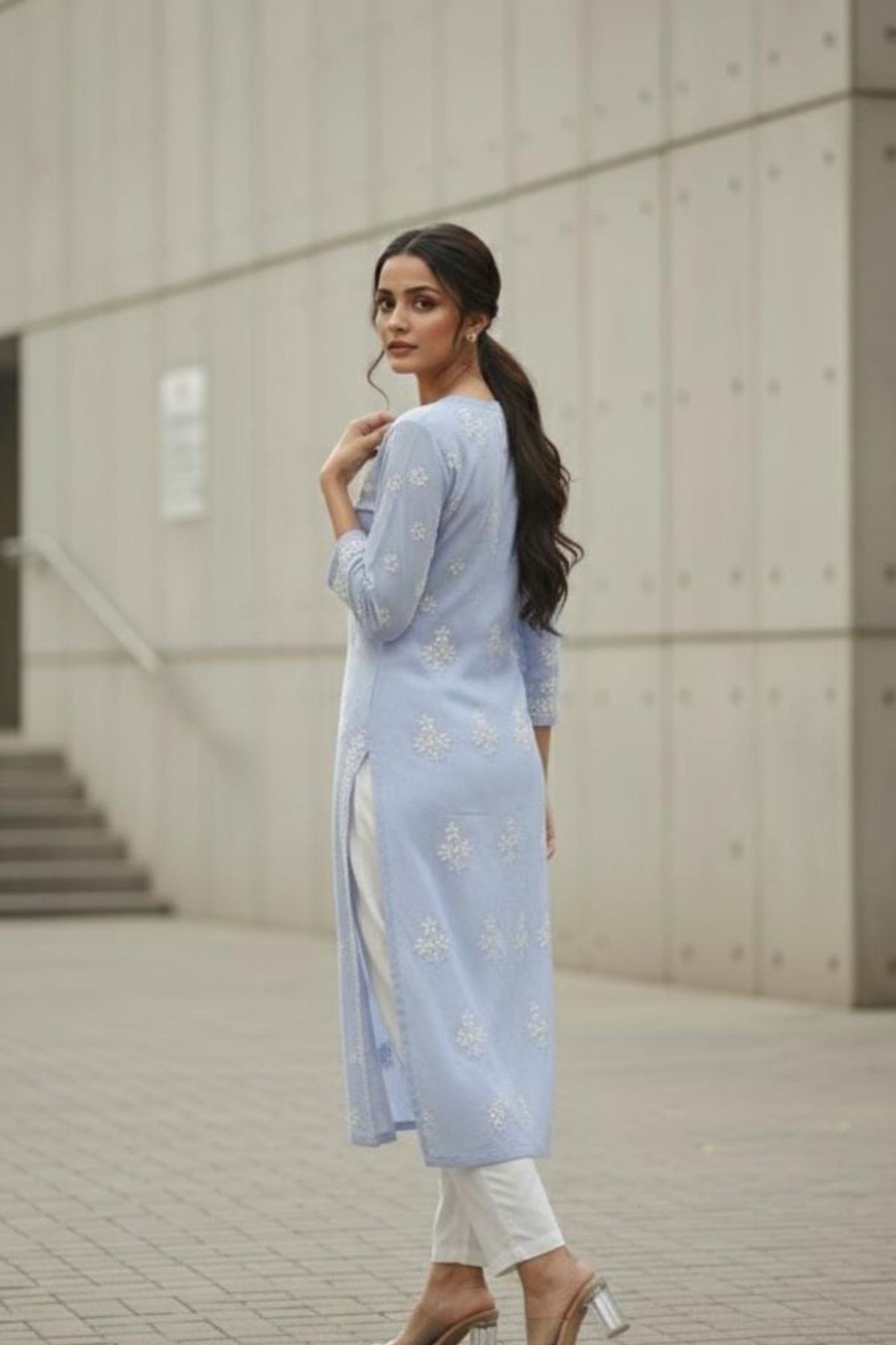 Heavy Ghaspatti Chikan Kurti