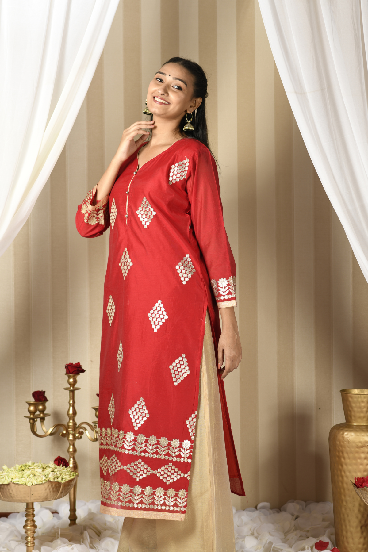 women gota kurti