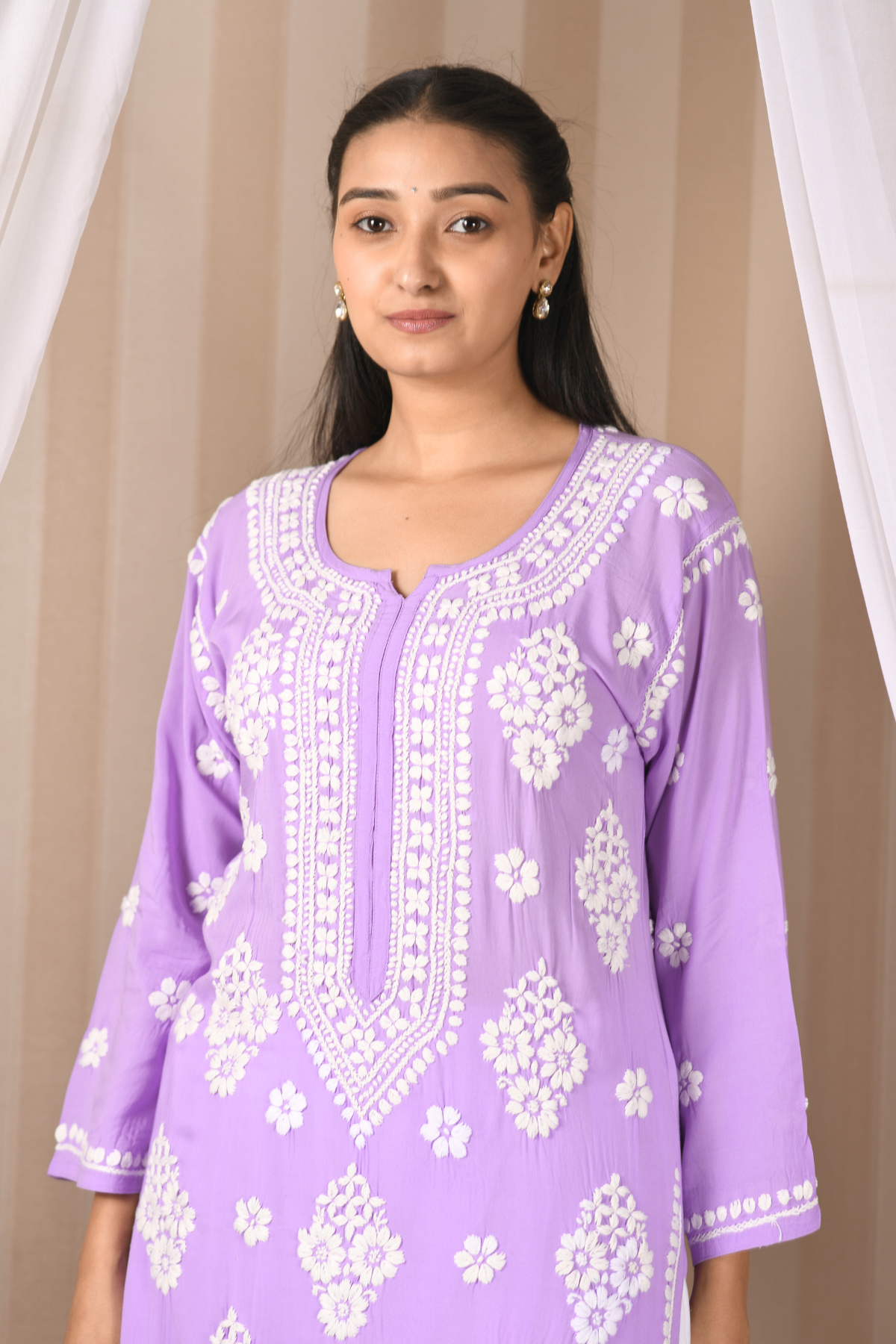 women lilac kurti