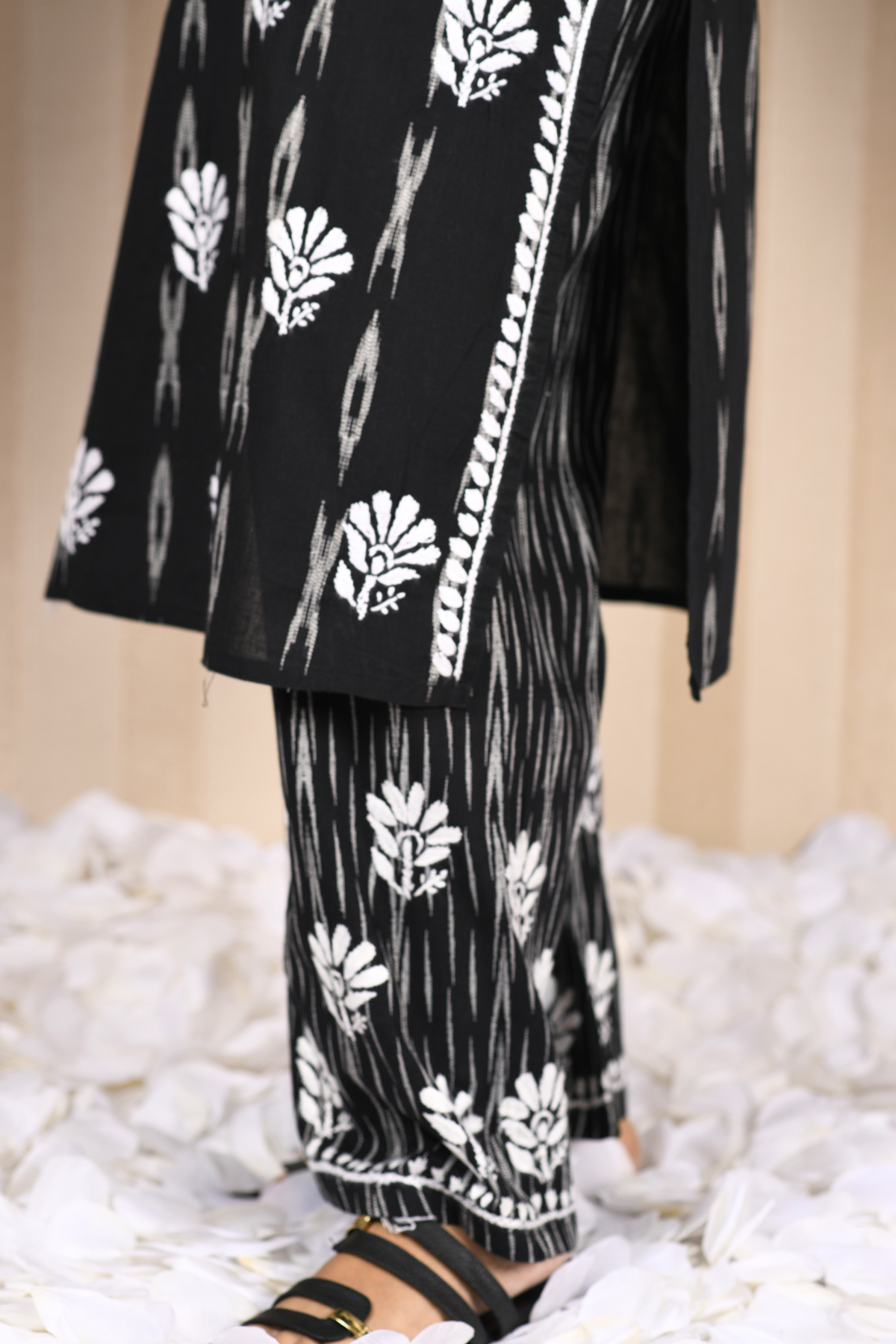 Ikat Chikankari Set