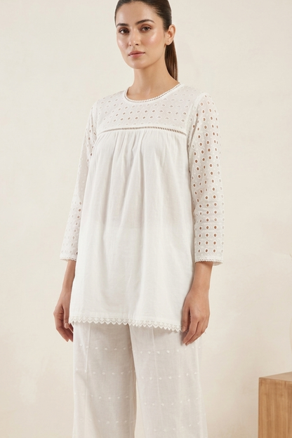 Snowball Twirl Top
