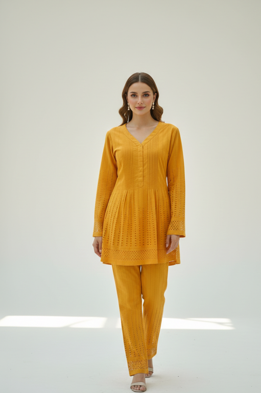 Schiffli Swirls Cord Set