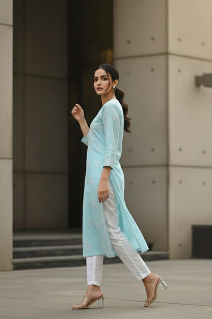 Heavy Ghaspatti Chikan Kurti