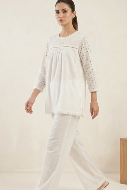 Snowball Twirl Top