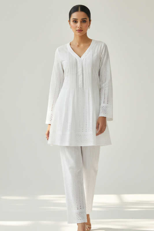 Schiffli Swirls Cord Set