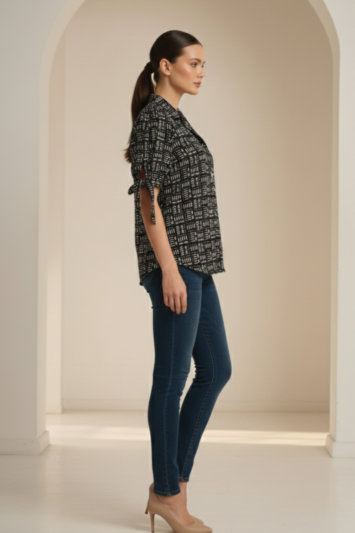 Short Top With Puff Sleeves