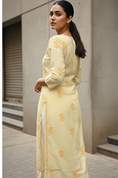 Lehariya Chikan Kurti