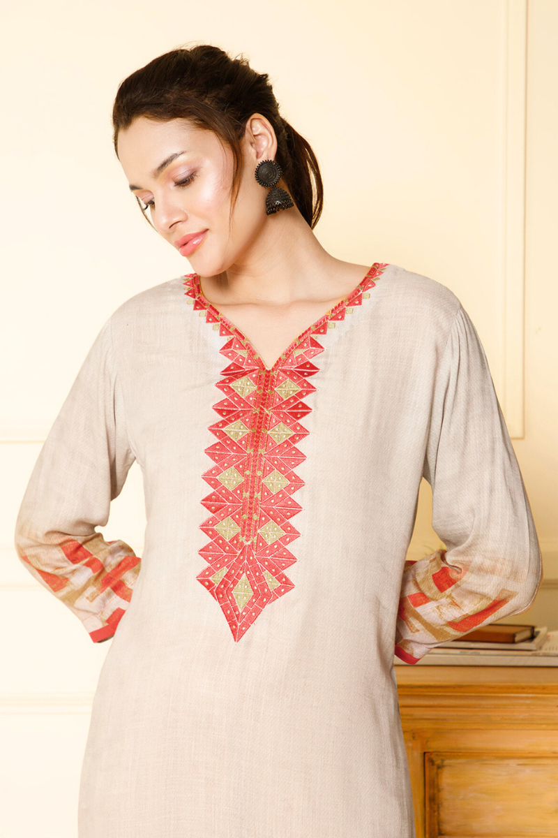kurta and dupatta