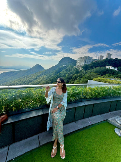 light pista colour gown