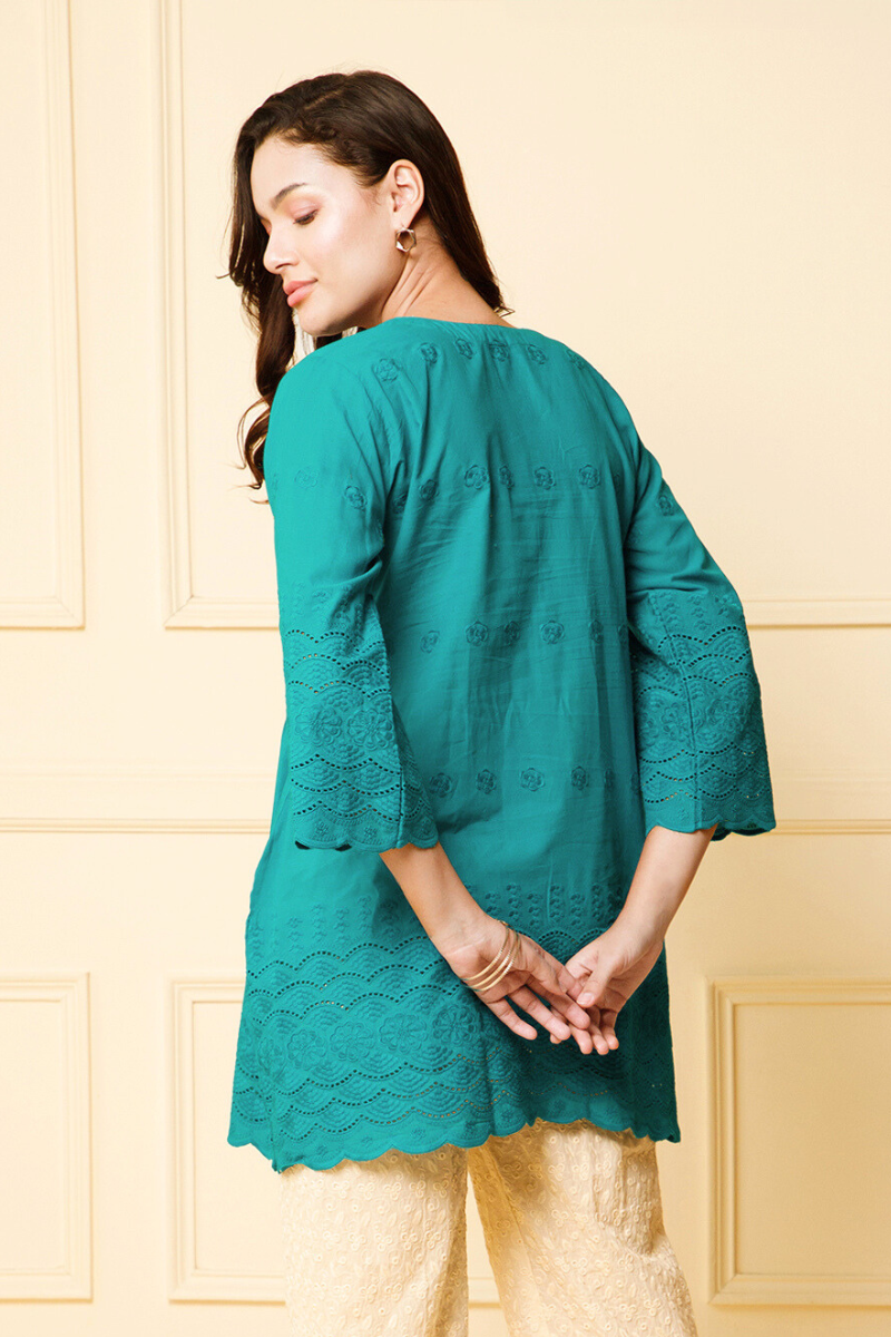 sky blue top combination for girl