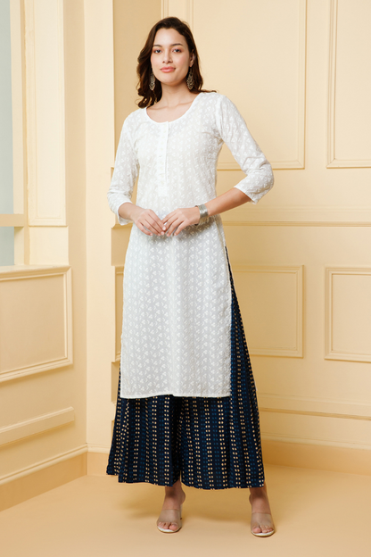 white floral kurti set
