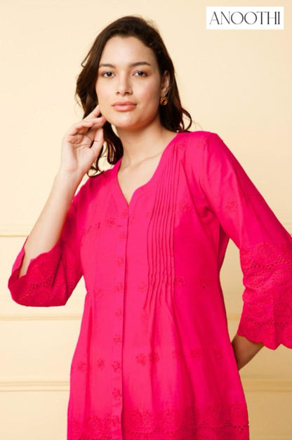 women pink pintuck top