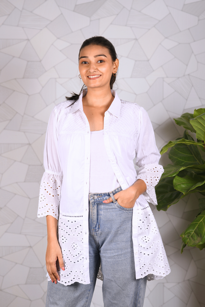 women snowfall checks top
